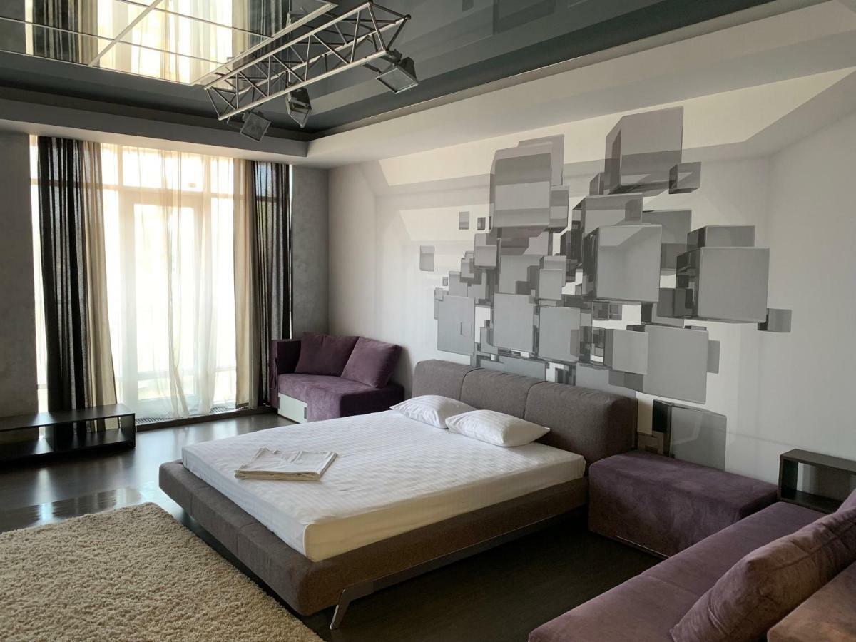 Apartments Raisy Okipnoi Kiev Dış mekan fotoğraf